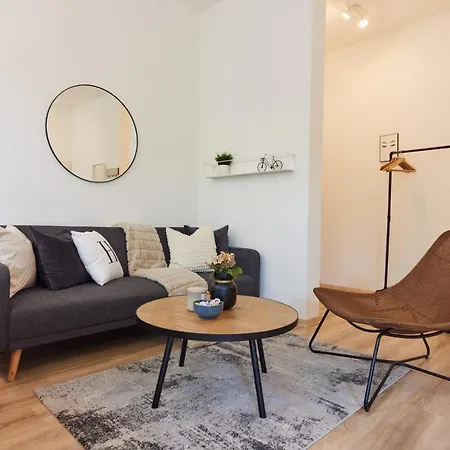 Studio3 Zentral Und Ruhig Mit Parkplatz, 5 Min Z Bali-T Und Gop, Boxspringbett Bad Oeynhausen Extérieur photo