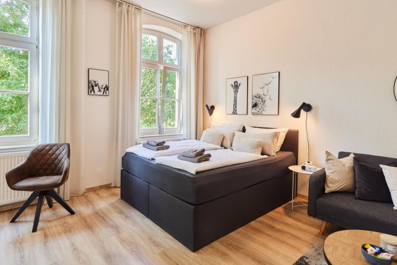 Apartment Studio3 Zentral Und Ruhig Mit Parkplatz, 5 Min Z Bali-t Und Gop, Boxspringbett Bad Oeynhausen